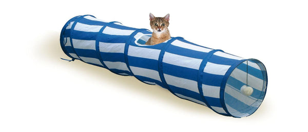 Cat play tunnel outdoor