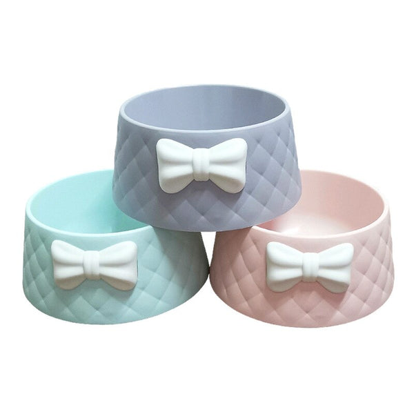 Pastel plastic food bowl