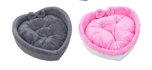Heart shaped cuddle bed