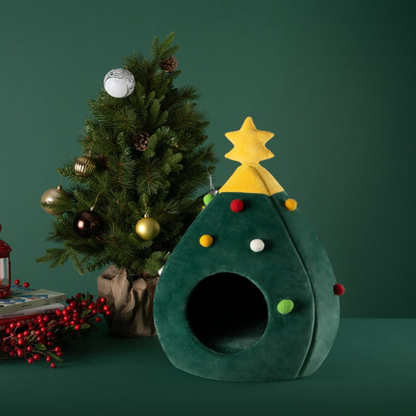 Comoda tana per gatti a forma di albero di natale